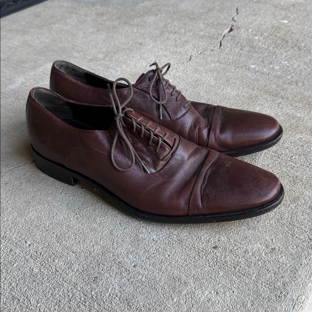 Bruno Magli mens 9.5 M brown solid cap toe leather oxford dress shoes EUC